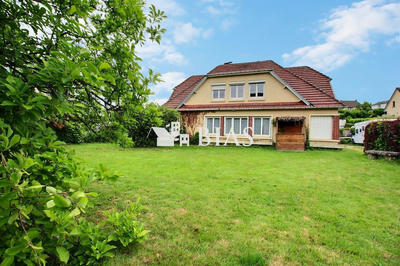 Maison - 151 m² - 6 pièces