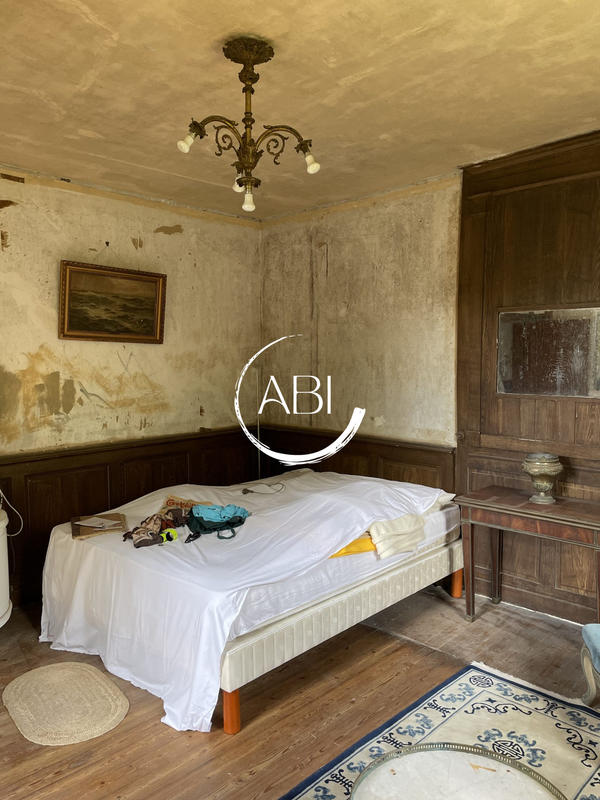 Villa - 269 m² - 11 pièces