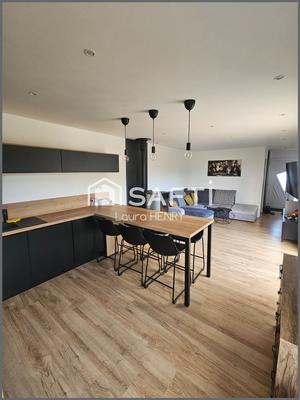 Maison - 85 m² - 4 pièces