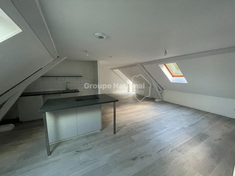 Appartement - 64 m² - 4 pièces