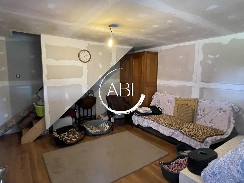 Maison ancienne - 100 m² - 3 pièces