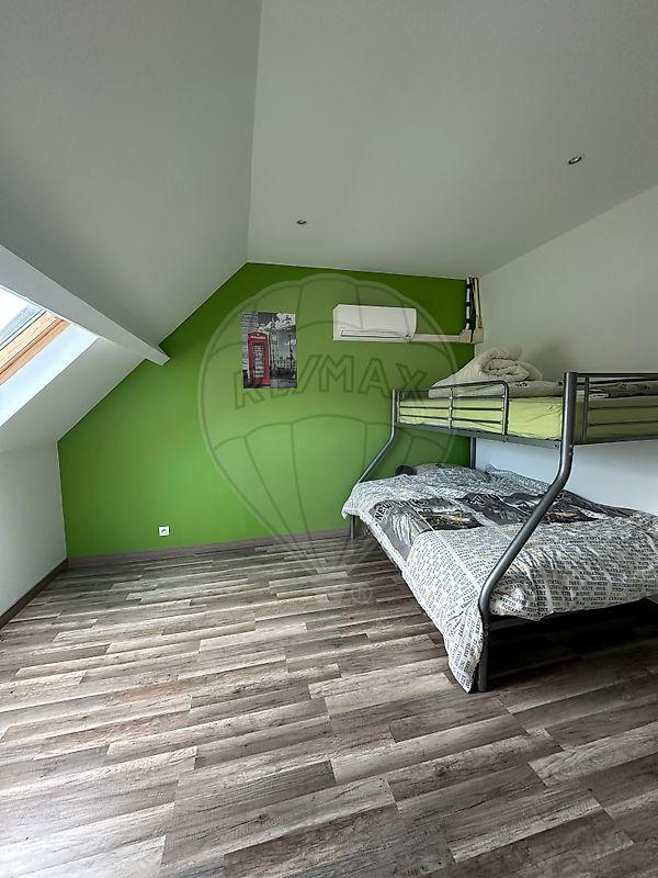 Maison - 170 m² - 6 pièces