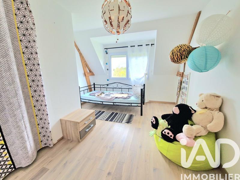 Maison - 205 m² - 6 pièces