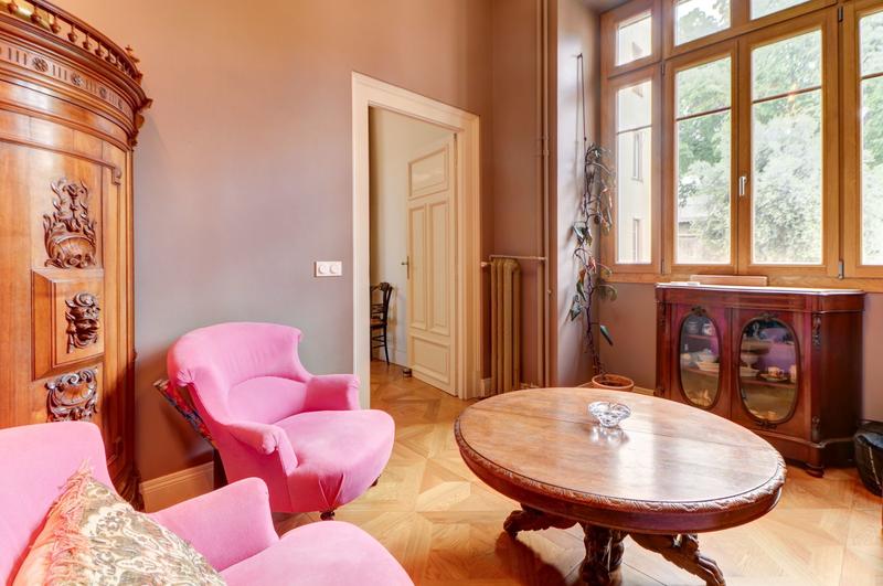 Appartement - 253 m² - 5 pièces