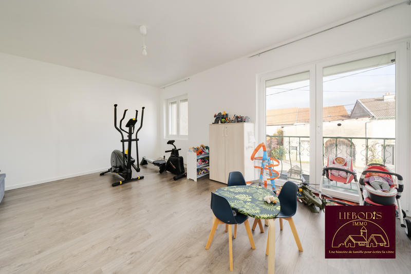 Maison de village - 150 m² - 8 pièces