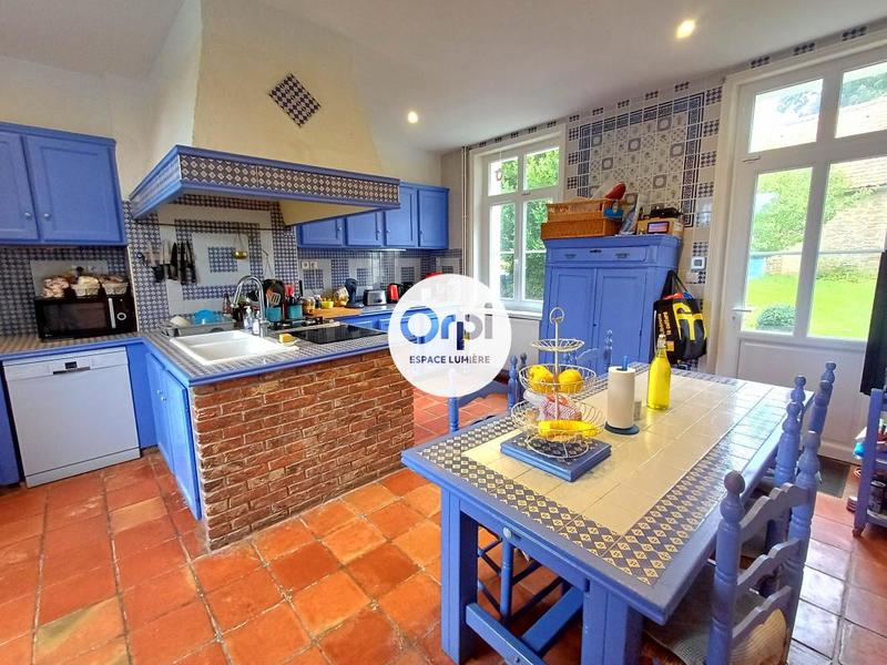 Longère - 271 m² - 6 pièces