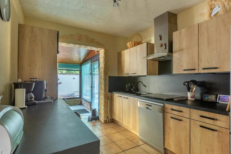 Maison - 188 m² - 8 pièces