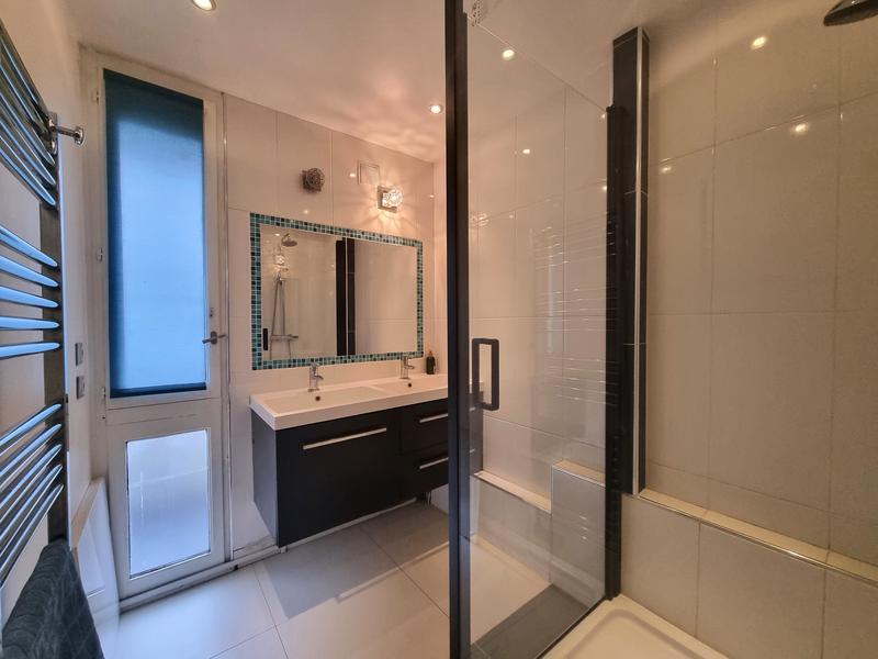 Appartement - 77 m² - 4 pièces