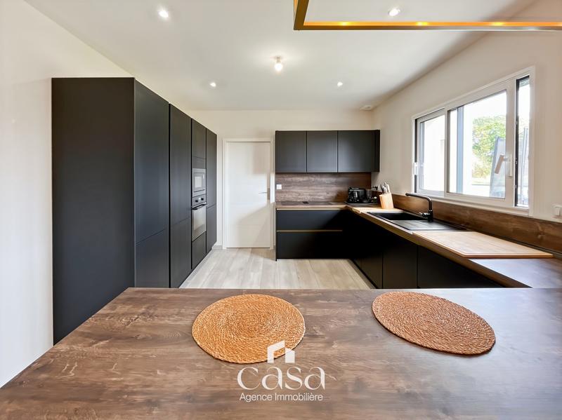 Maison contemporaine - 165 m² - 7 pièces