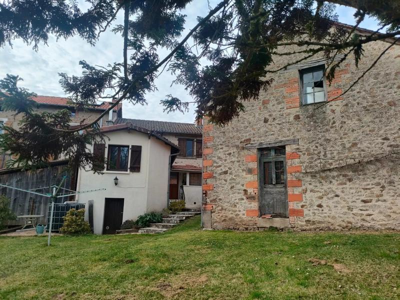 Maison - 90 m² - 6 pièces