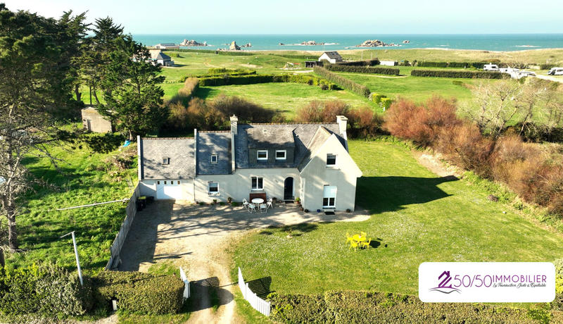 Maison traditionnelle - 95 m² - 5 pièces