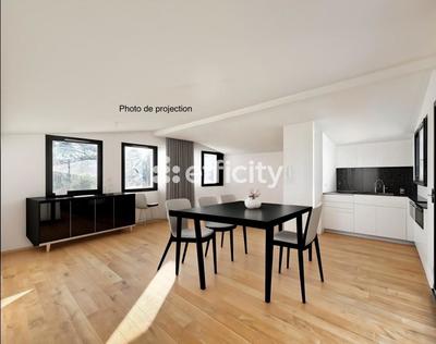 Maison - 110 m² - 4 pièces