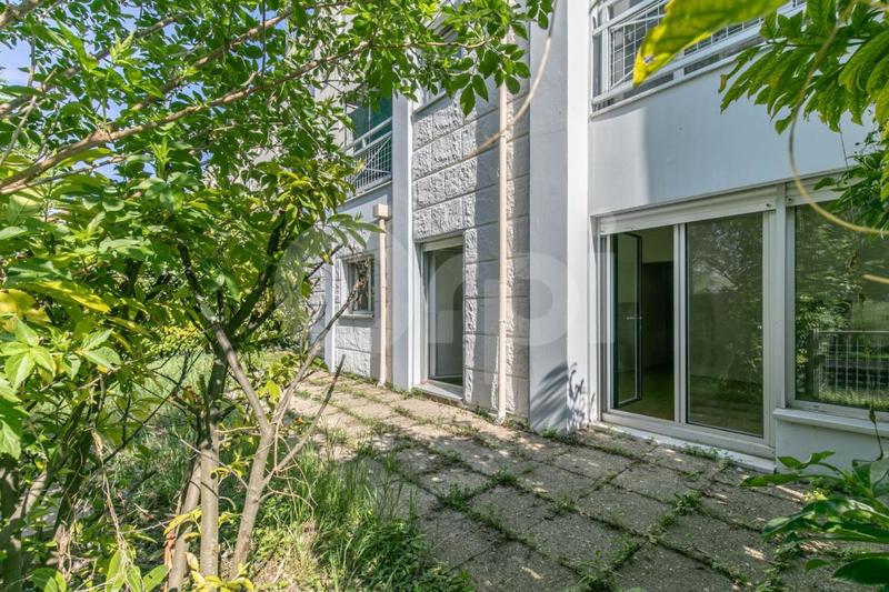 Duplex - 111 m² - 5 pièces