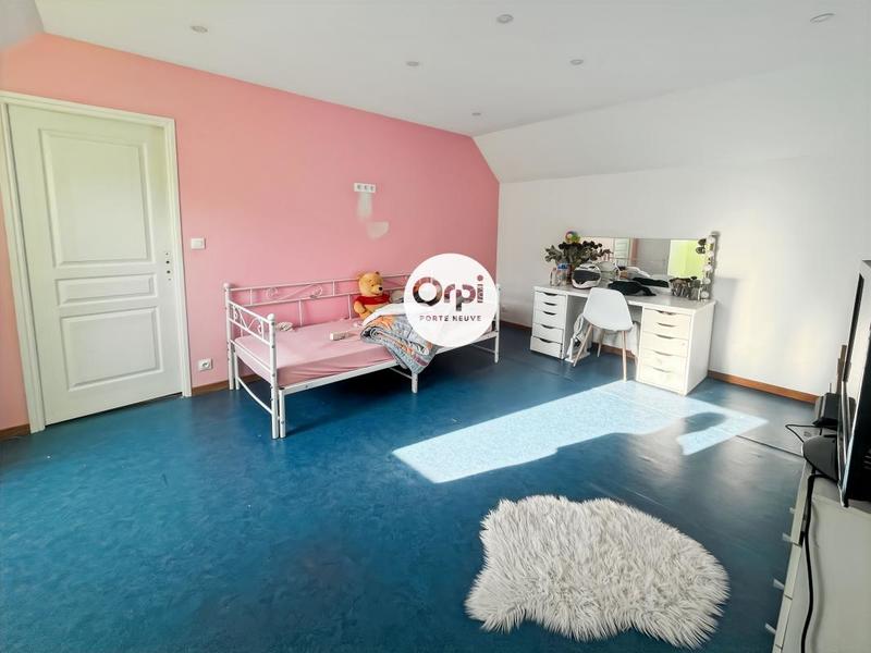 Maison - 145 m² - 6 pièces