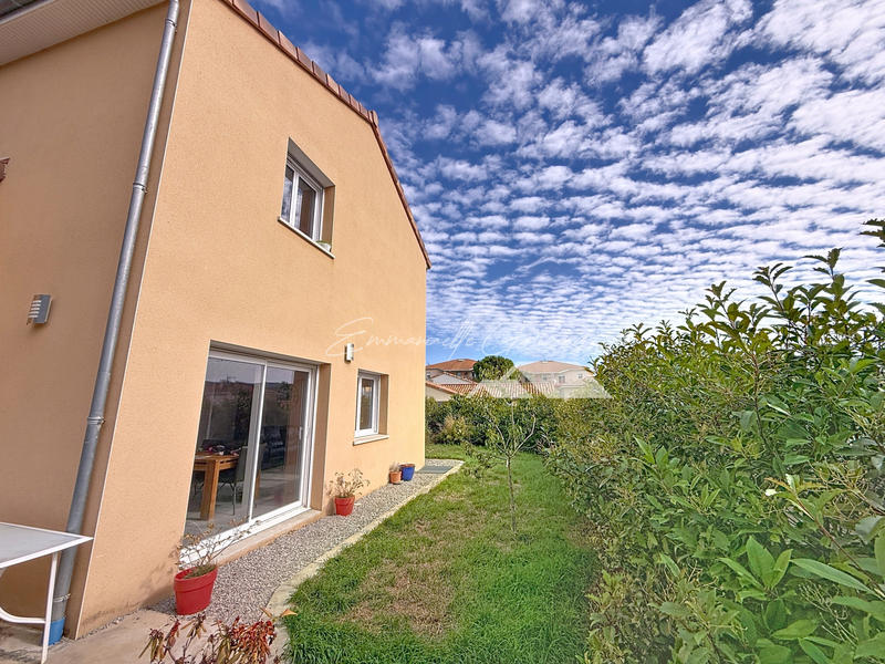 Maison - 111 m² - 5 pièces