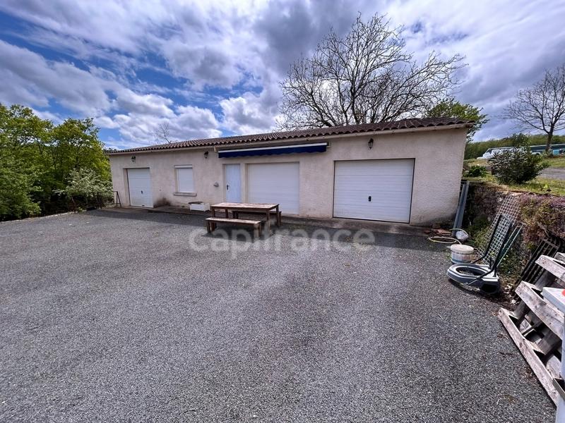 Maison - 390 m² - 11 pièces