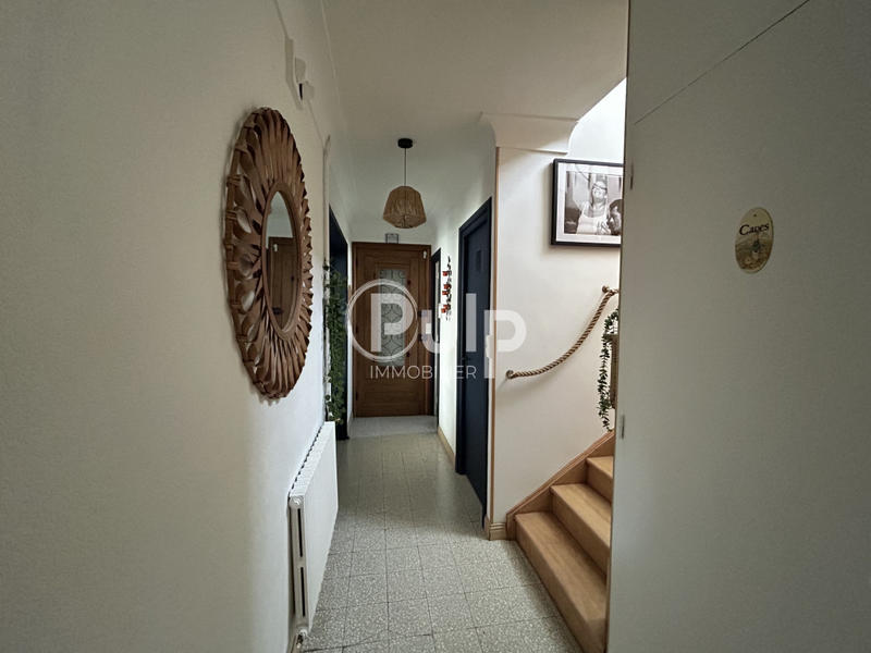 Maison - 106 m² - 7 pièces