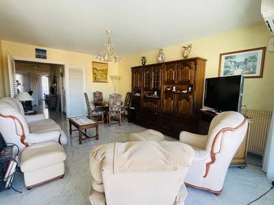 Appartement - 75 m² - 3 pièces