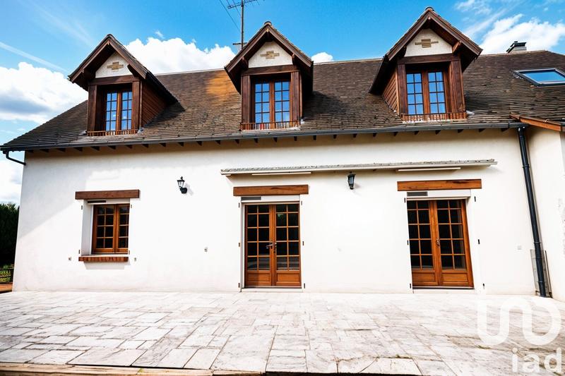 Maison - 196 m² - 7 pièces