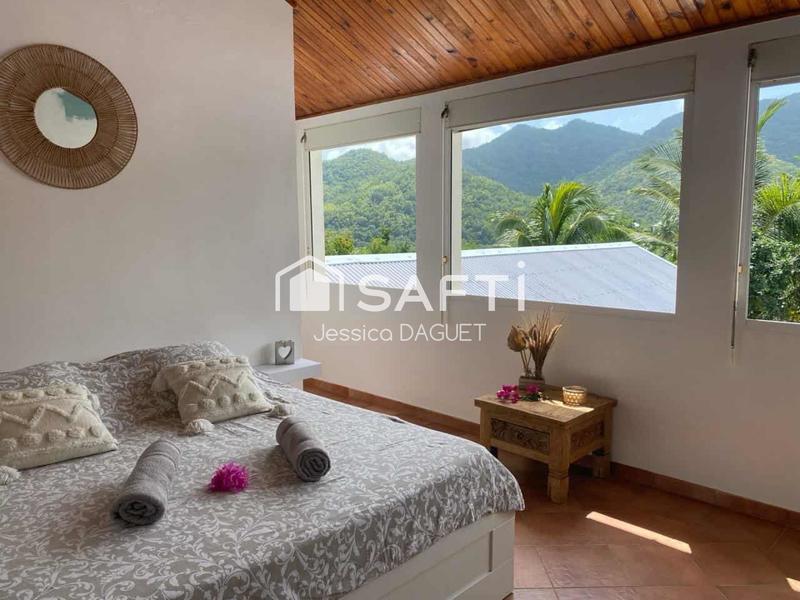 Villa - 208 m² - 8 pièces