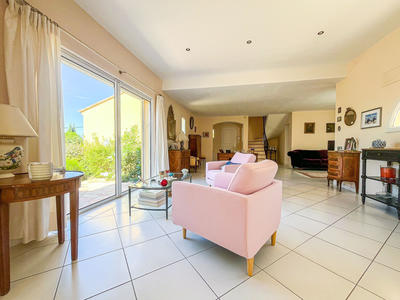 Villa - 148 m² - 6 pièces