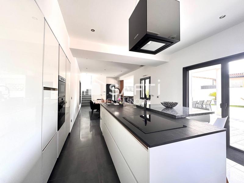 Maison - 148 m² - 6 pièces