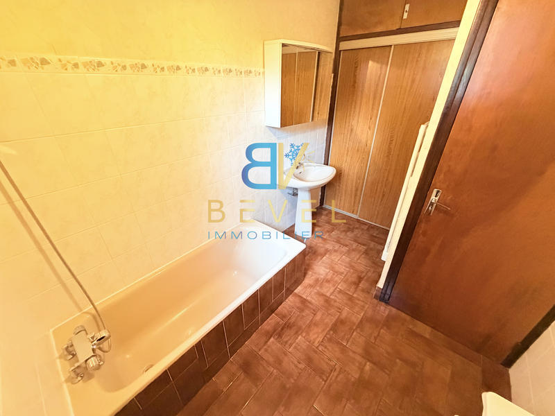 Maison - 147 m² - 6 pièces