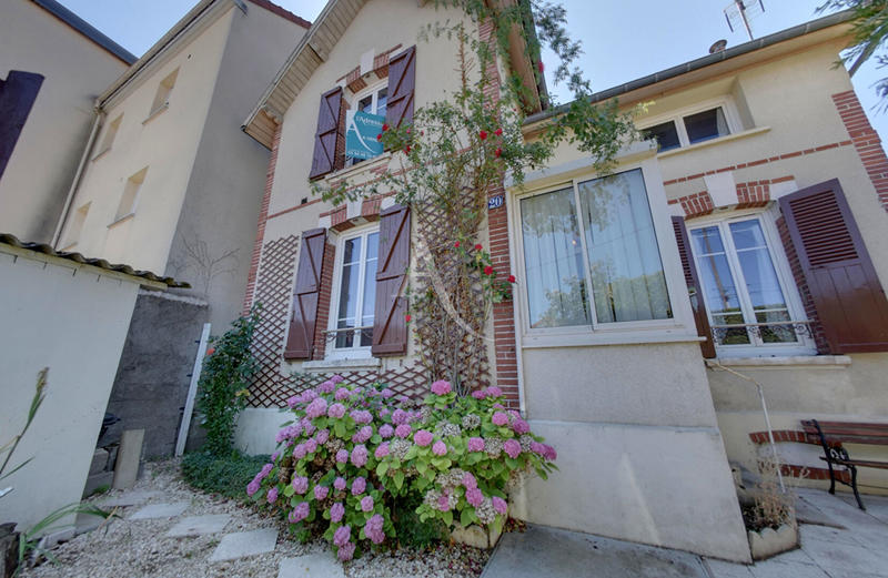 Maison - 70 m² - 5 pièces