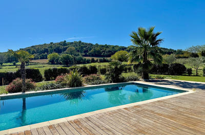 Propriété - 167 m² - 5 pièces