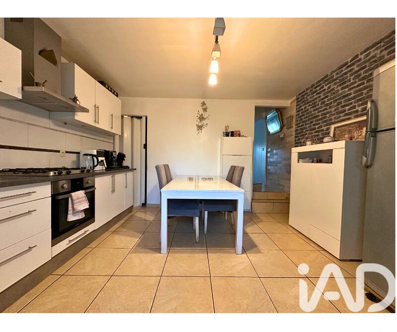 Maison de ville - 64 m² - 3 pièces