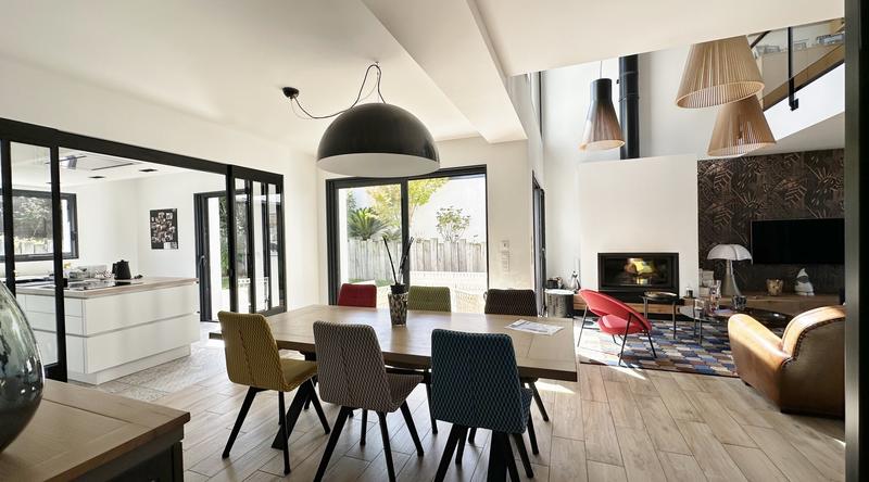 Maison d'architecte - 140 m² - 4 pièces