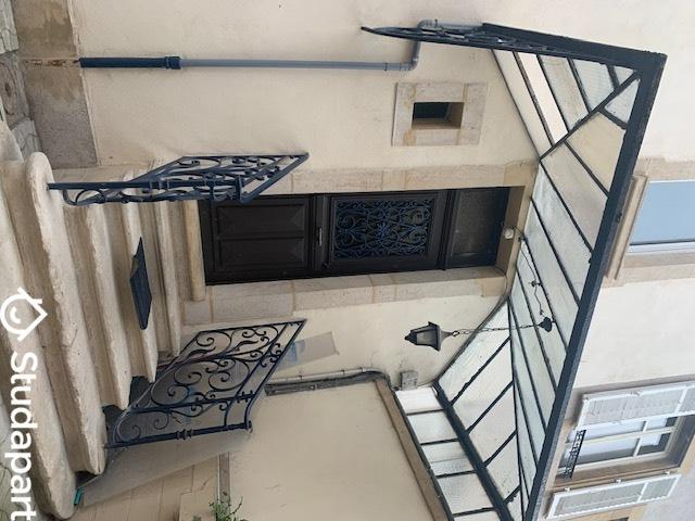 Chambre - 9 m² - 1 pièce