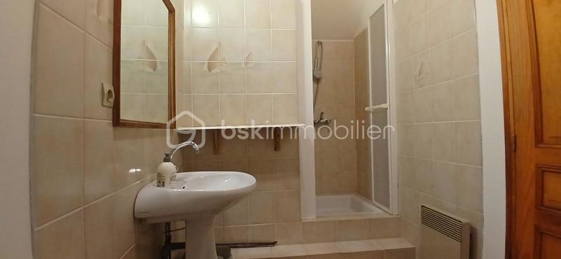 Château - 120 m² - 4 pièces