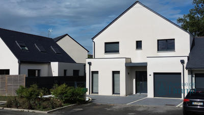 Maison contemporaine - 137 m² - 6 pièces