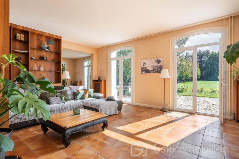 Maison de maîtres - 310 m² - 10 pièces