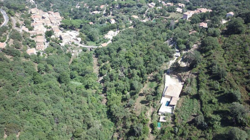 Terrain constructible - 3 803 m²