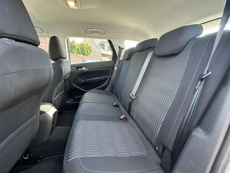 Peugeot 308 Sw Active 1.2 Essence 130 Eat6