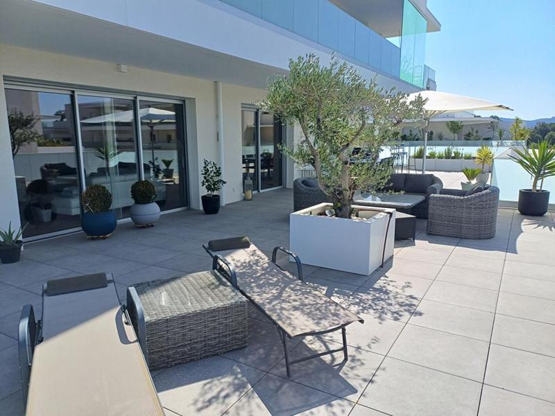 Appartement - 94 m² - 3 pièces