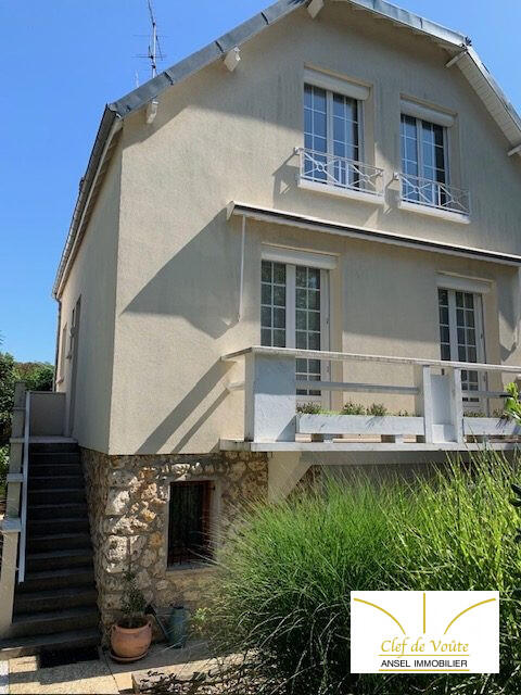 Maison - 145 m² - 7 pièces
