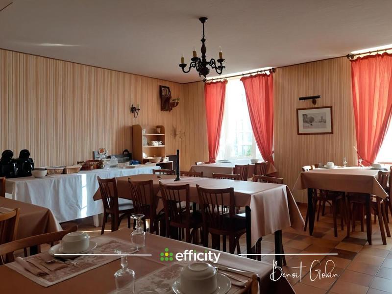 Bureau - 900 m² - 32 pièces