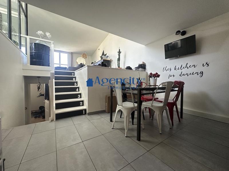 Appartement - 93 m² - 4 pièces