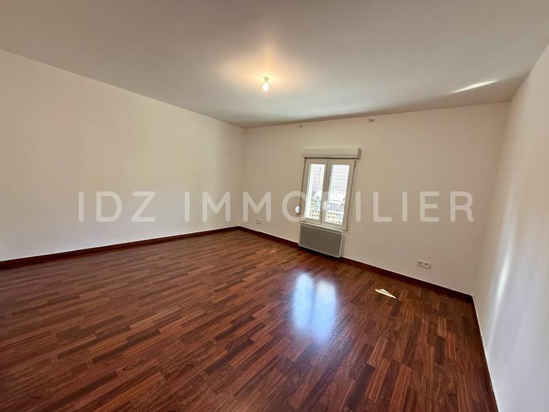 Appartement - 76 m² - 3 pièces