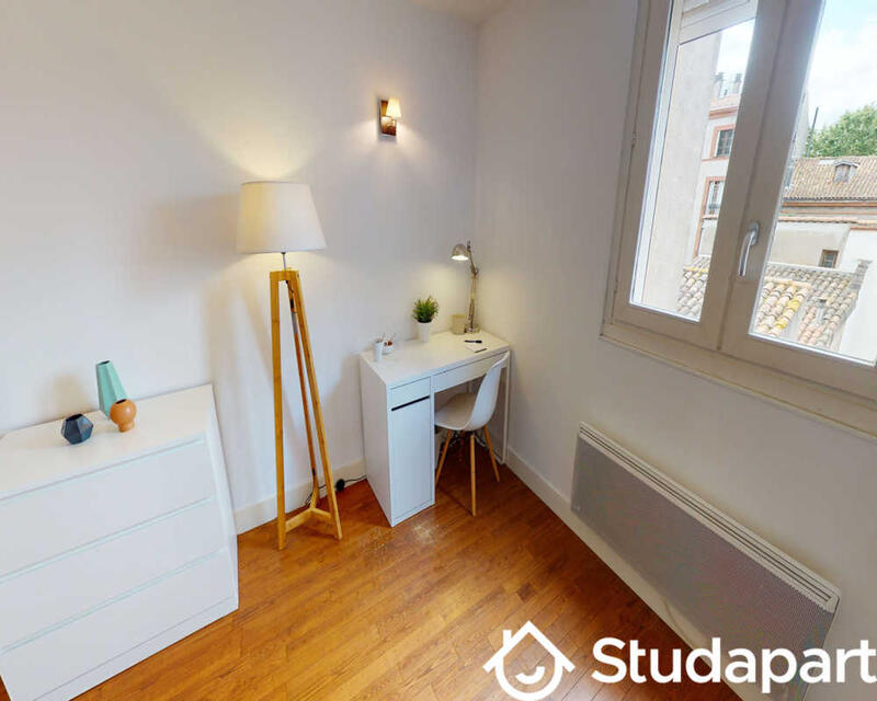 Chambre - 12 m² - 1 pièce