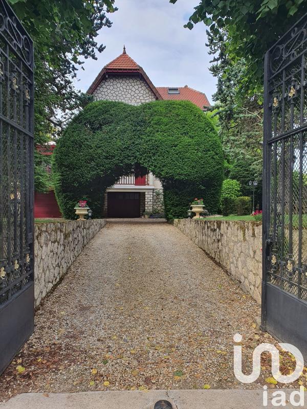 Maison - 132 m² - 6 pièces