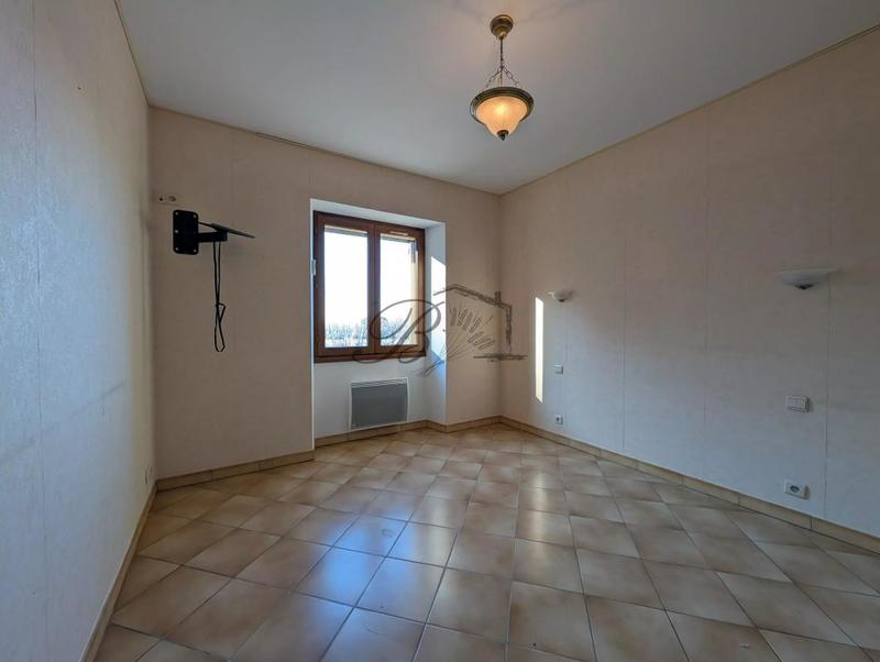 Maison - 106 m² - 4 pièces