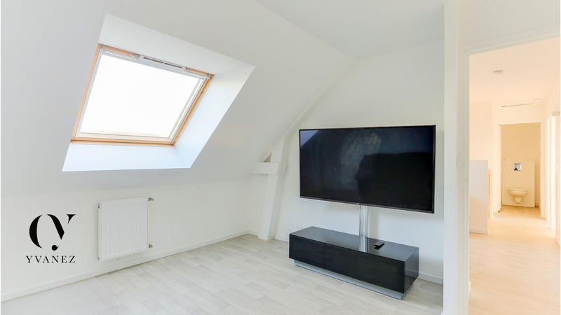 Maison - 128 m² - 7 pièces