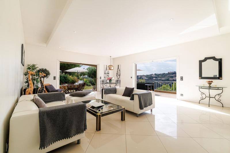 Villa - 164 m² - 4 pièces