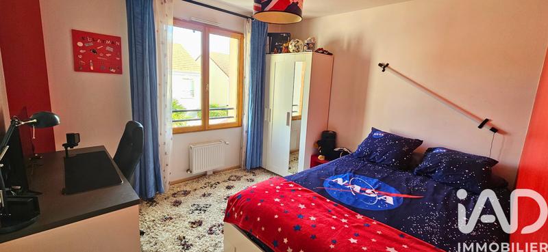 Maison - 93 m² - 5 pièces