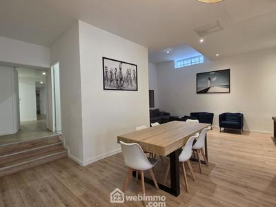 Loft - 128 m² - 6 pièces