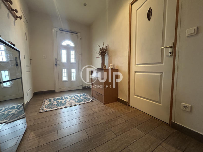 Maison - 110 m² - 6 pièces